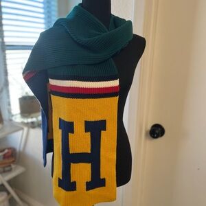 Tommy Hilfiger Vintage collegiate look Yellow and Blue Knit Scarf